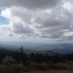 Das Wasser blieb in den Wolken