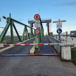 Warten auf die Fähre