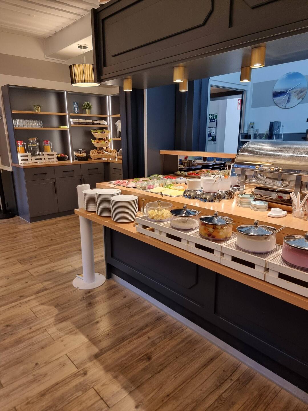 Ein reichhaltiges Frühstückbuffet