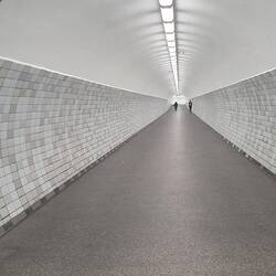 Tunnel