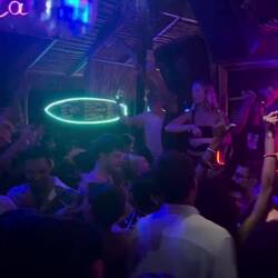 La techno pour Emma, pas de jalouse