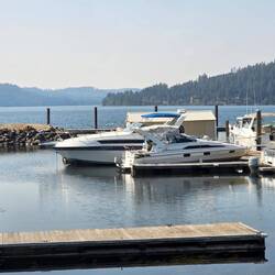 Boat club at the lake