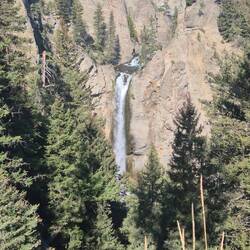 Ein kleinerer Wasserfall ...