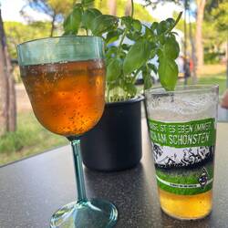 Das haben wir uns nach dieser anstrengenden Fahrt verdient 😋