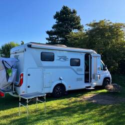 aber wir müssen zusammenpacken und reisen ab🚐