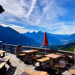 Kaffeepause auf der Alp Nova