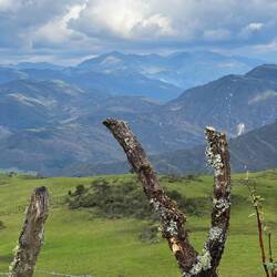 Around 2800-3000 we feel like in Normandie (or England). Big clouds are coming
