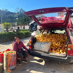 The plaza de armas is very clean and quiet on saturday morning. She sells delicious mangos!
