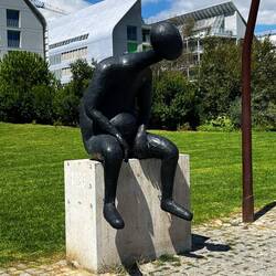 Goofy statue's brother.