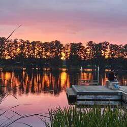 Sonnenuntergang über dem See