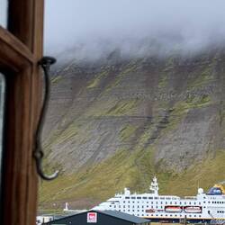 Blick vom Museumsturm auf unser Schiff