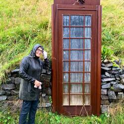 Symbol für die vor über 100Jahren erste unterseeische 📞 Kabel nach Europa ( Schottland)