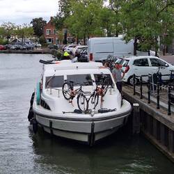 Warten auf den Brückenwärter