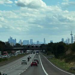 Frankfurt in Sichtweite nach 330km Fahrt