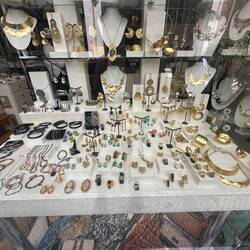 Our favourite jewelry store!!