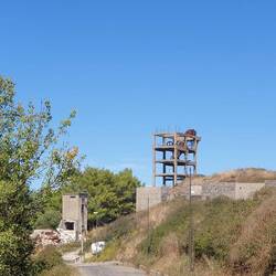 Industrieruine am Rande von Osilo
