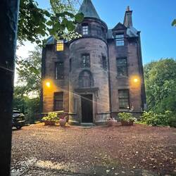 So wohnt man in Paisley