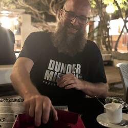 Unentschieden beim Spielen. Tag kann noch friedlich enden.