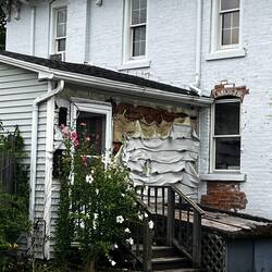 Melted aluminium siding