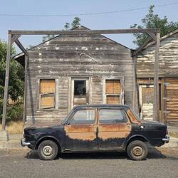 Parking situation in Benge Washington