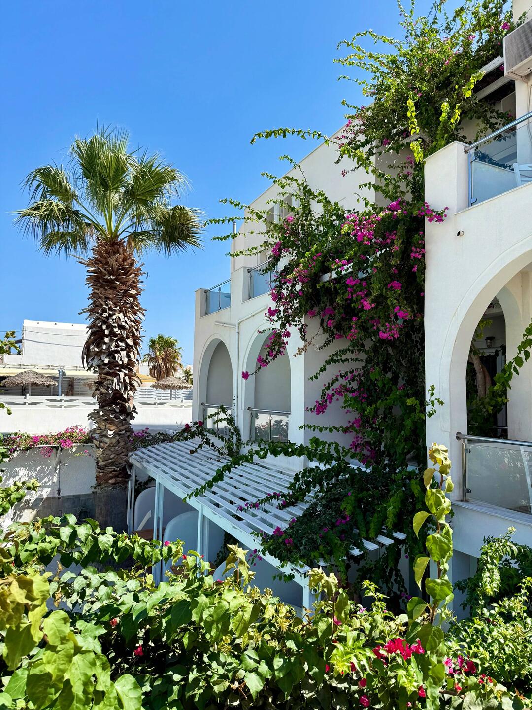L'arrière de notre hôtel à Santorin