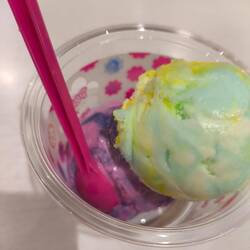 Pikachu und Candy Cotton 😄