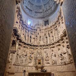 Inside the Coimbra cathedral