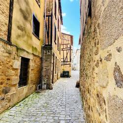 Barrio de la Boucherie: Un barrio pintoresco y encantador con casas de entramado de madera