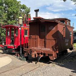 The little cabooses that could. T'would have been a rough ride on these wee 4-wheeled crummies...