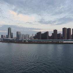 Kreuzfahrtterminal / Cruise terminal