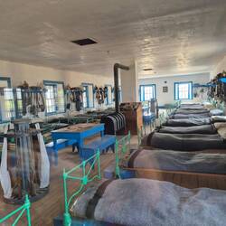 Schlafsaal im Obergeschoss