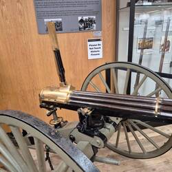 Gatling Gun auf einer Lafette