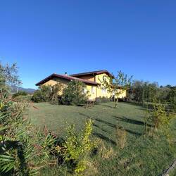 Blick auf Bon Dea, Bodos Haus