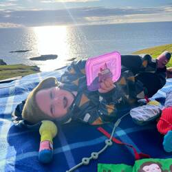 Bei tollem Wetter draußen spielen🥰