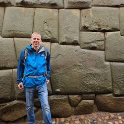 Der berühmte 12 eckige Stein