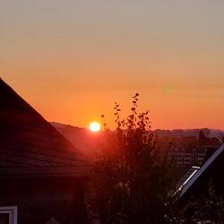 Wir stehen mit der Sonne auf.