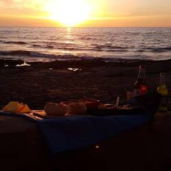 Picknick im Abendlicht