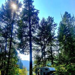 Zmorge am Toketee Lake