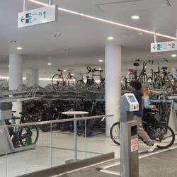 Bike parking garage