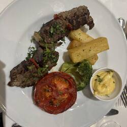 Grilled Beef Loin Skewer with Bearnaise Sauce