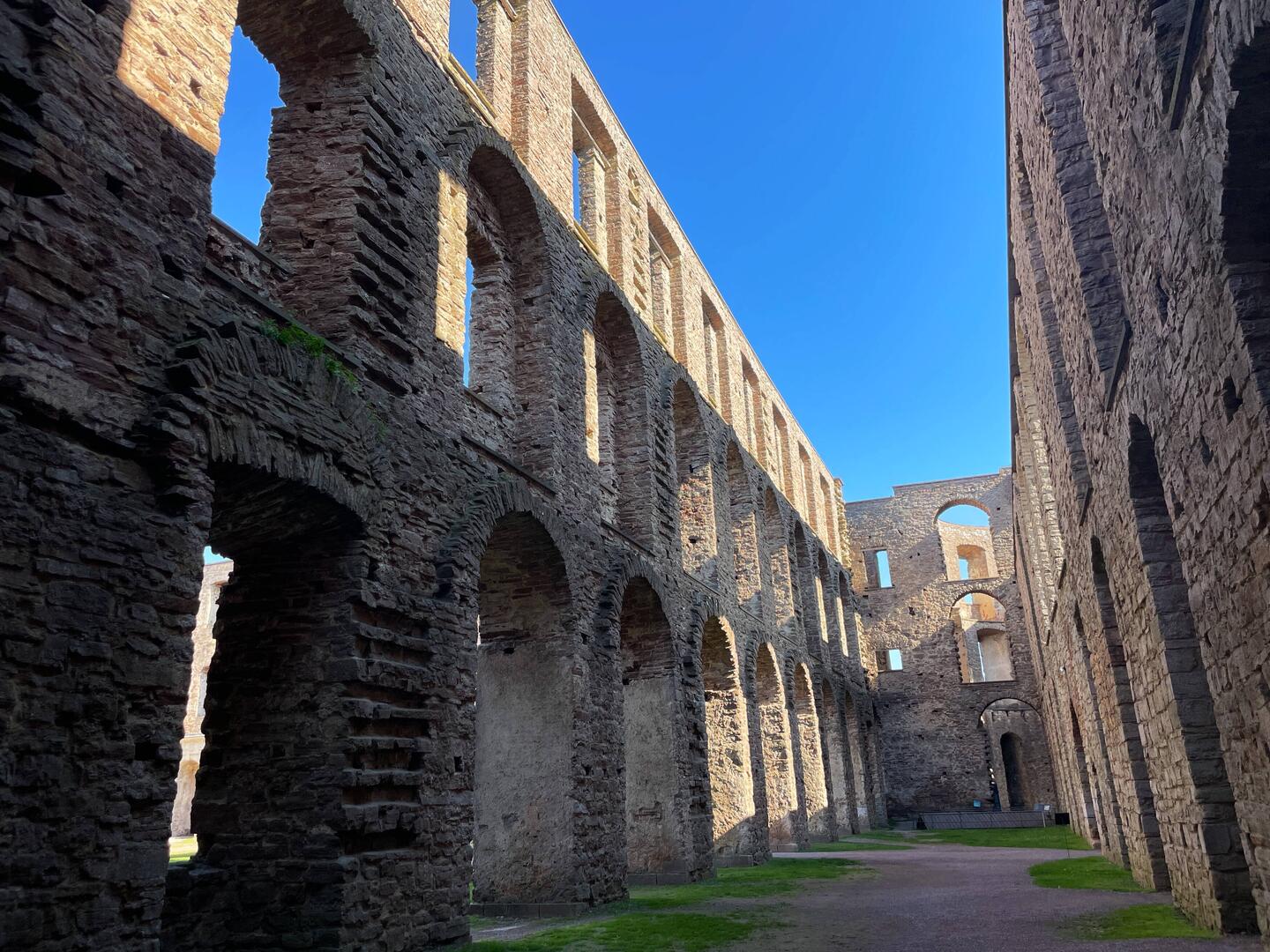 Rundgang durch das Schloss Borgholm