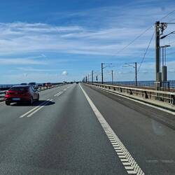 Danach weitere 6,7km Brücke, aber nur 18m hoch