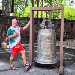 ...diese Glocke 🔔darf er nicht schlagen ☹️