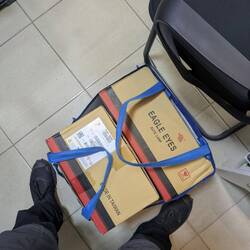 Grosse Packete und ein ganzer Wanderrucksack voller Teile kommt nach langem warten an. Endlich...