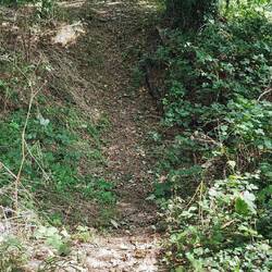 Kleinere Wanderweg hinunter zum Hafen