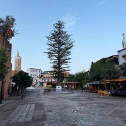 Main square before all the people. Kasbah on the left, main mosque behind it