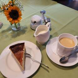 In der Hoheleyer Hütte sitze ich....