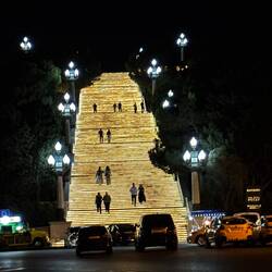 Night walk up 200 steps to the lookout