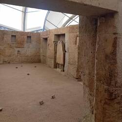 Peeking inside the chamber