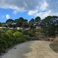 Der 4. von rechts ist unser Platz.